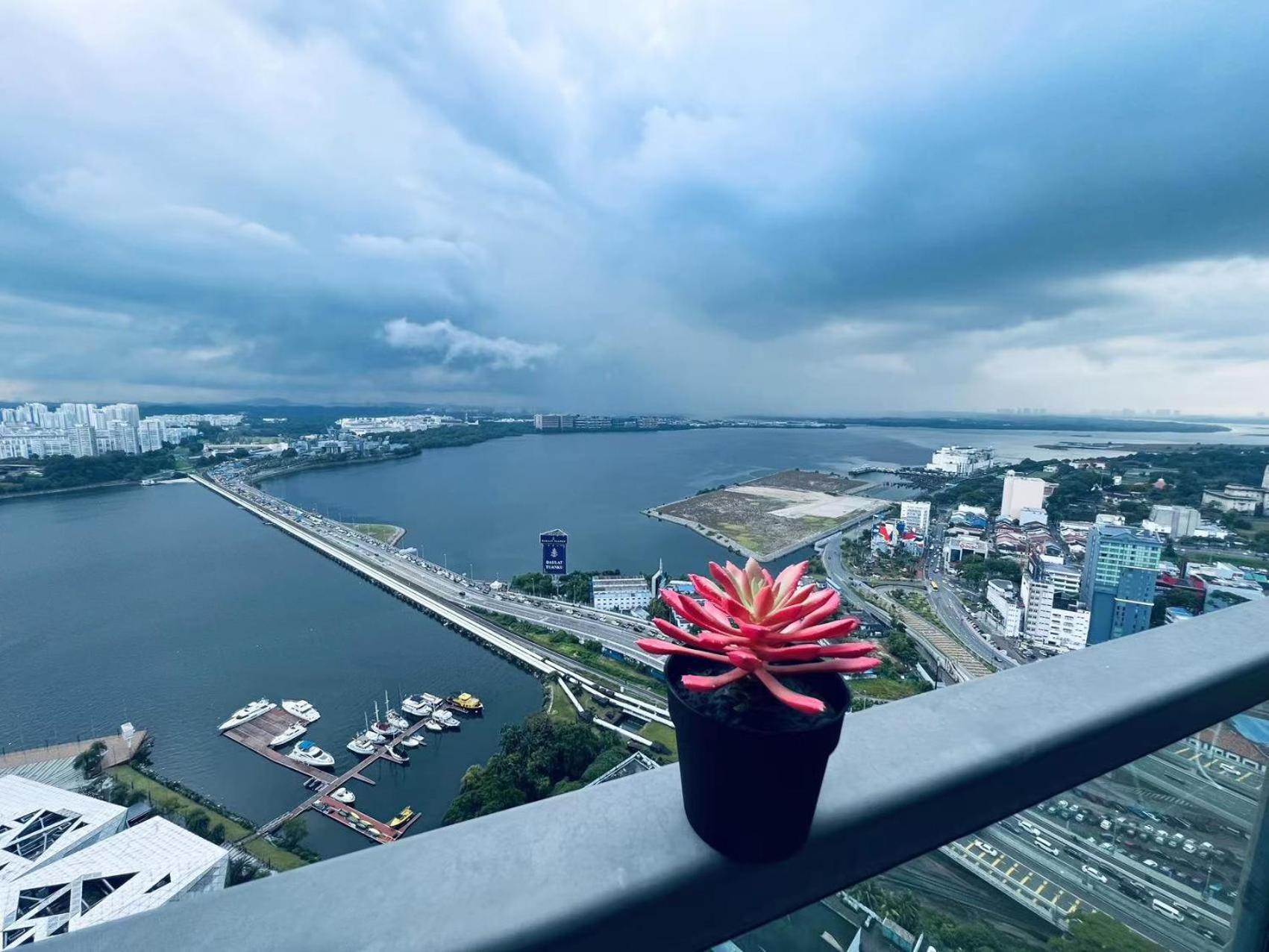 R&F Princess Cove At Anju Johor Bahru Exterior foto